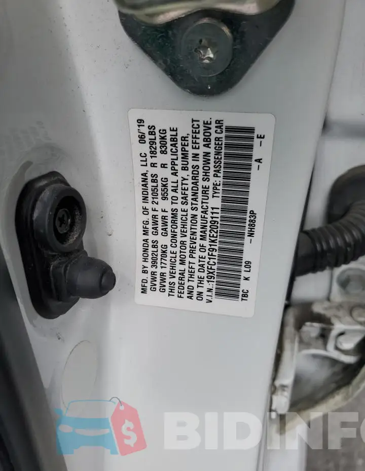 19XFC1F91KE209111 Photo# 12
