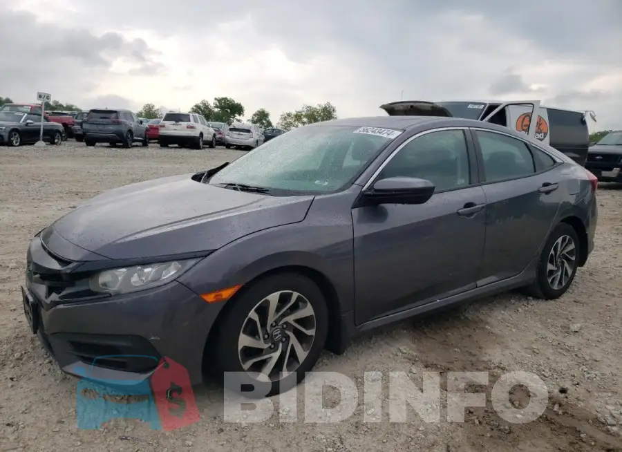19XFC2F77JE201923 Photo# 1