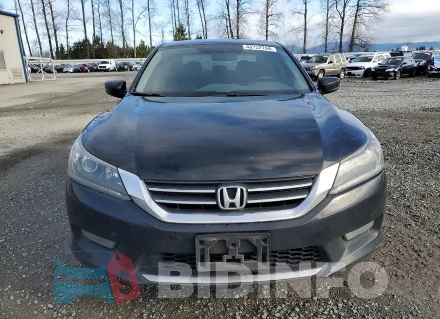 1HGCR2F56FA256293 Photo# 5