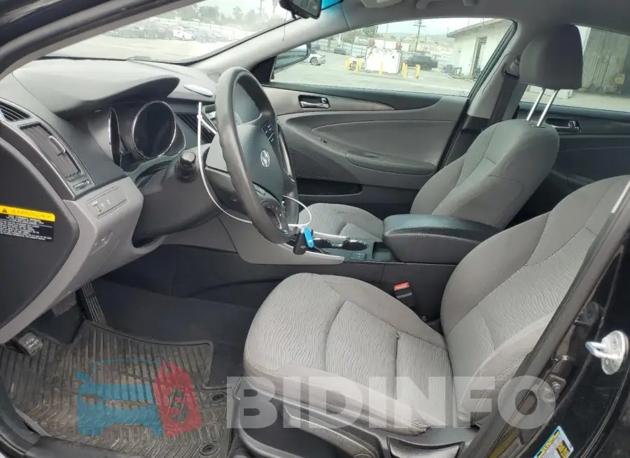 KMHEC4A40FA138464 Photo# 7