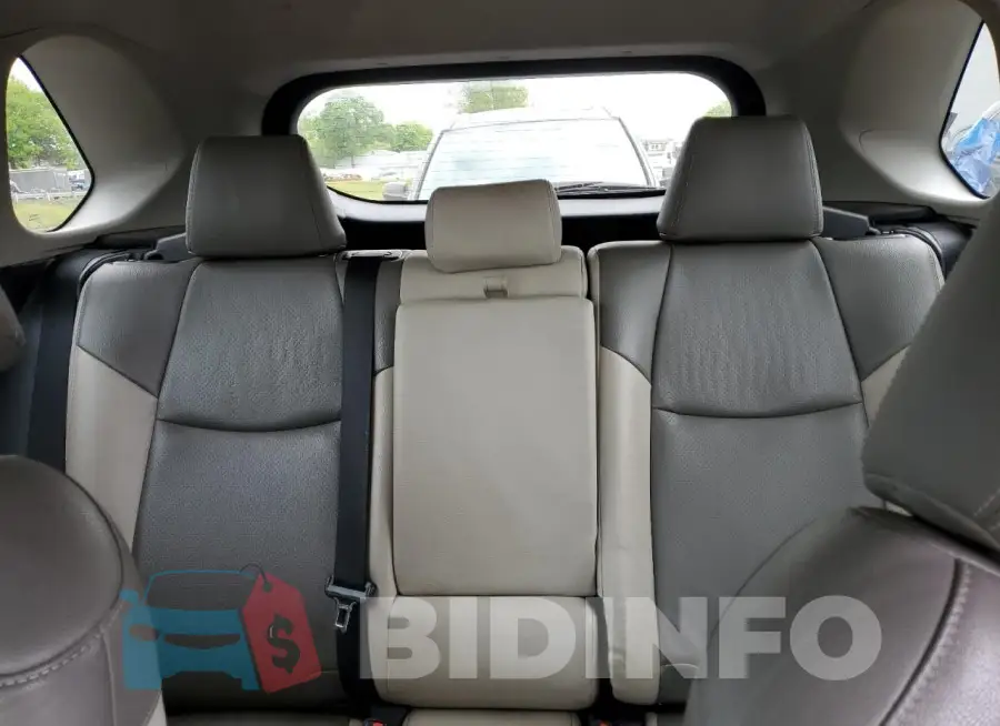 2T3P1RFV8MC163601 Photo# 10
