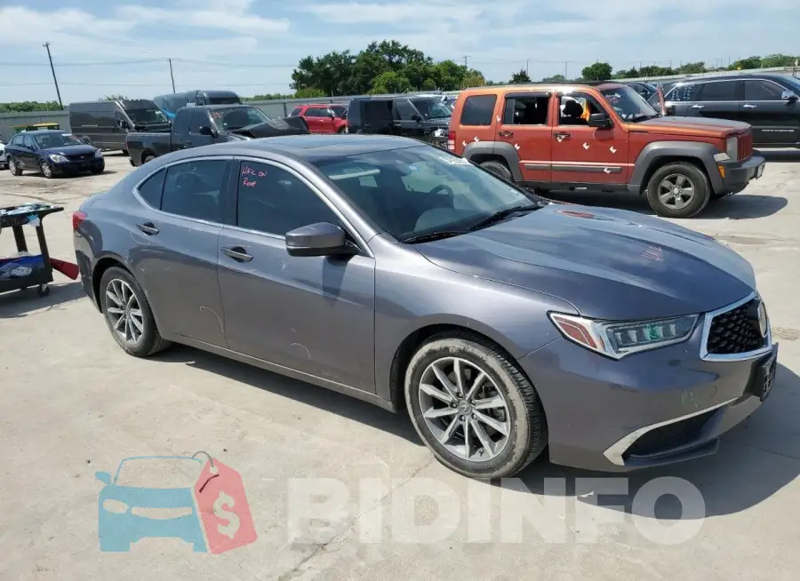 19UUB1F35JA003329 Photo# 4