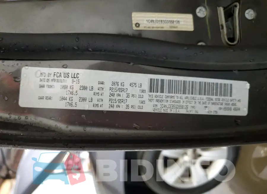 1C4NJDEB5GD558126 Photo# 13