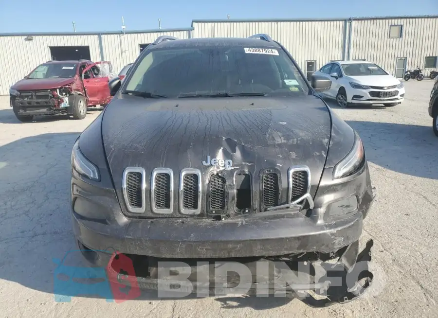 1C4PJMCB9HW582902 Photo# 5
