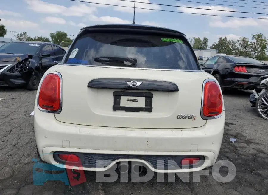 WMWXU3C55G2B67142 Photo# 6
