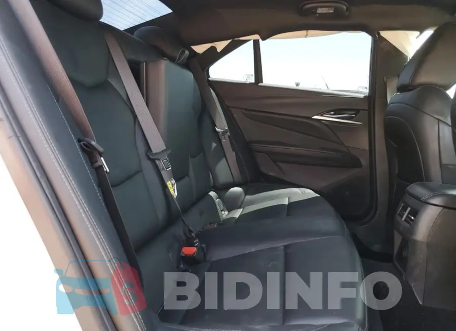 1G6DA5RK2M0115577 Photo# 10
