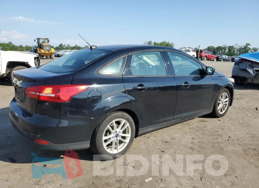 1FADP3F20JL202222 Photo# 3