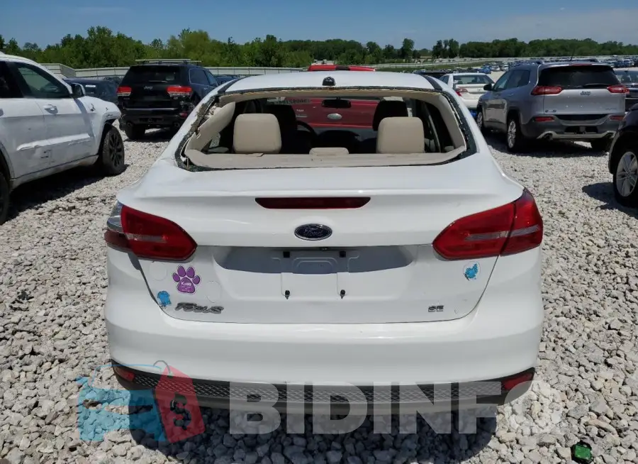 1FADP3F2XJL262363 Photo# 6