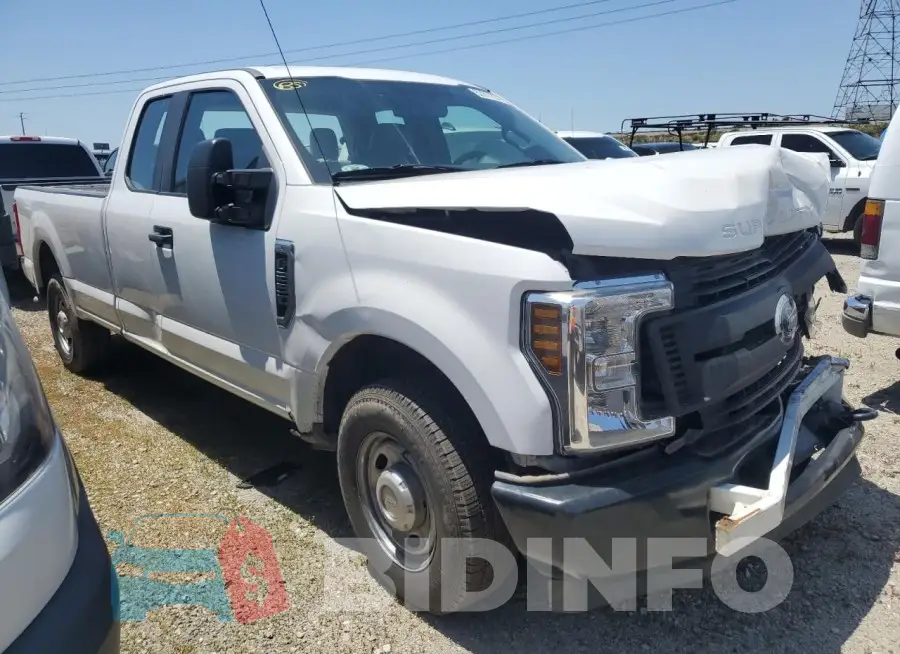 1FT7X2A63KEF65633 Photo# 4