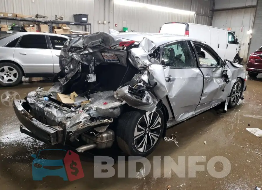 19XFC1F76HE022826 Photo# 3