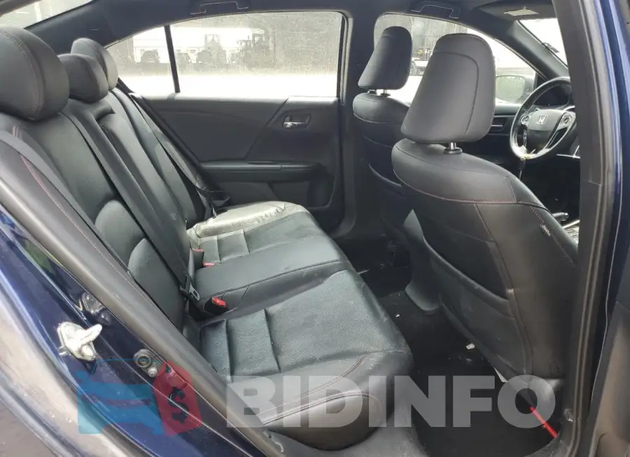 1HGCR2F15HA231305 Photo# 10