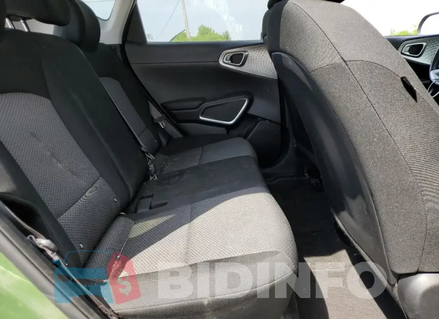 KNDJ23AU7M7129285 Photo# 10