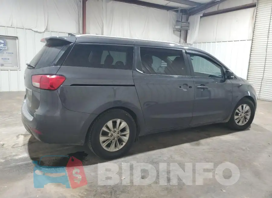 KNDMB5C17F6027554 Photo# 3