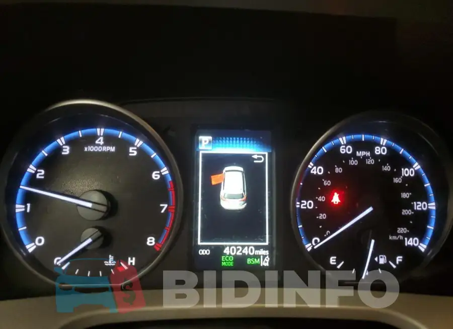 2T3RFREV4JW827141 Photo# 9