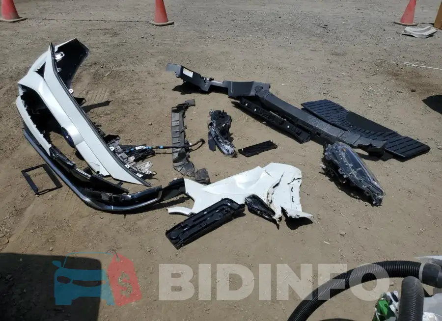 JTMFB3FV1ND096472 Photo# 13