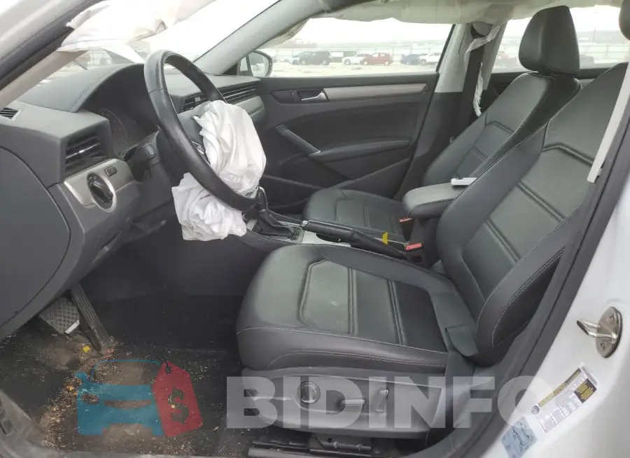 1VWSA7A38LC014073 Photo# 7