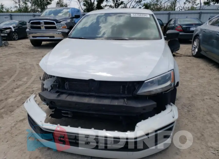 3VW267AJ1GM272567 Photo# 5