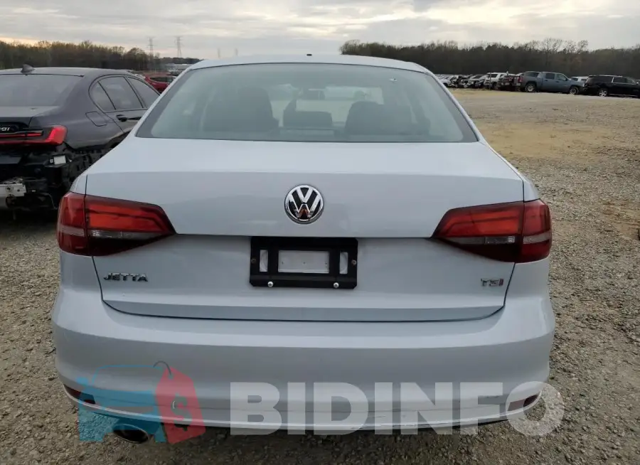 3VW2B7AJXHM302811 Photo# 6