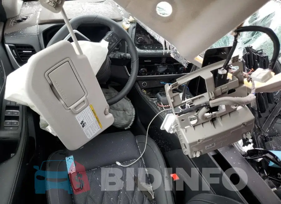 JN8BT3DCXPW107140 Photo# 8