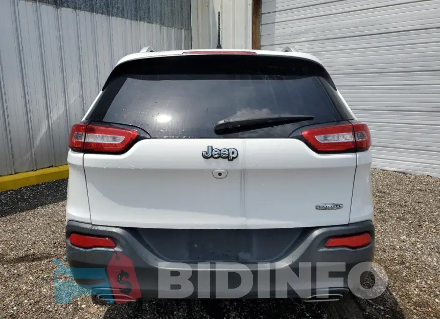 1C4PJLCS8GW108576 Photo# 6