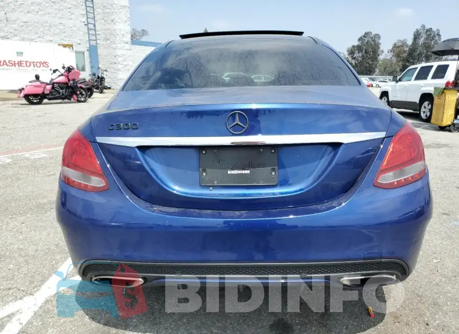 55SWF4JB0HU227930 Photo# 6