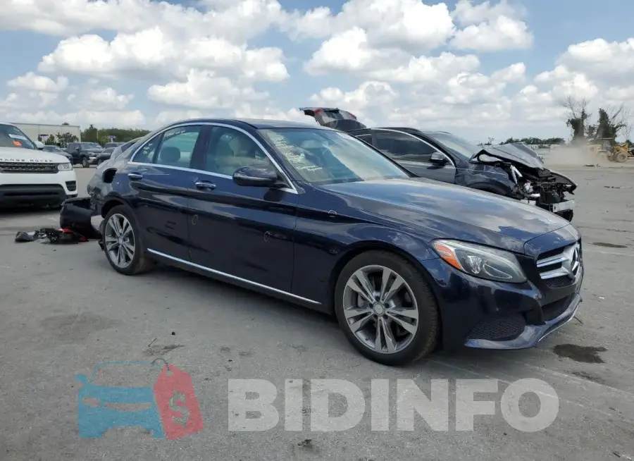 55SWF4JB8GU161819 Photo# 4