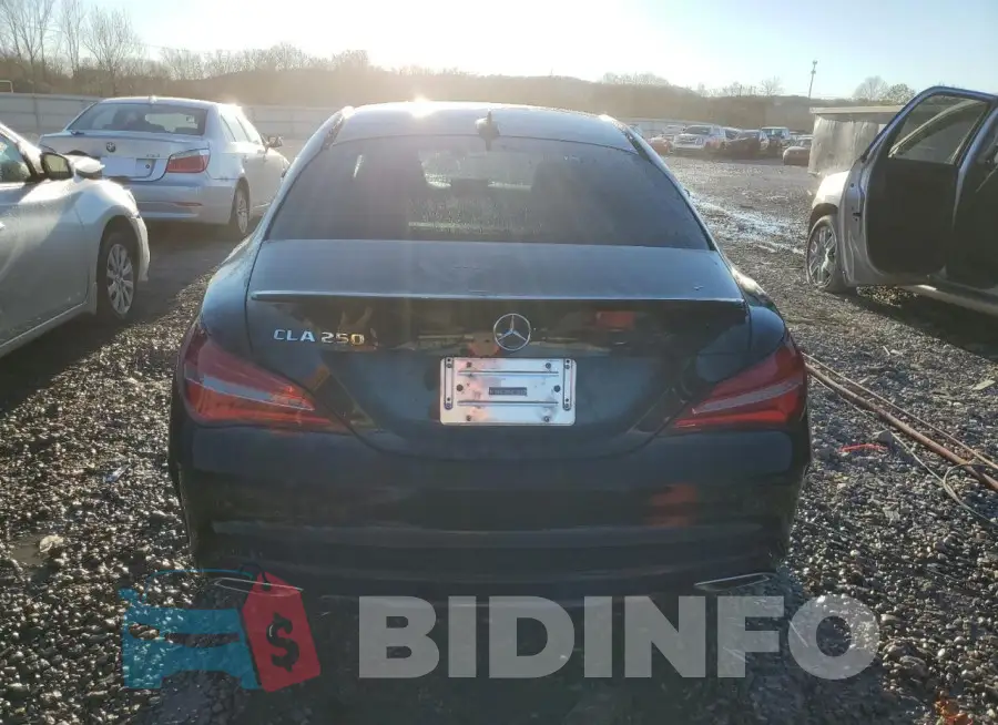 WDDSJ4EB9JN635834 Photo# 6