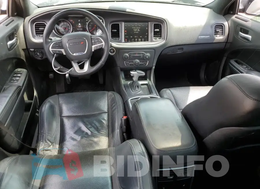 2C3CDXCT5FH915077 Photo# 8
