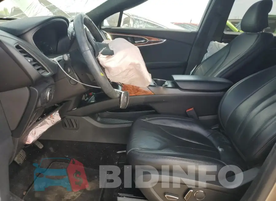 2LMPJ8LR2JBL29190 Photo# 7