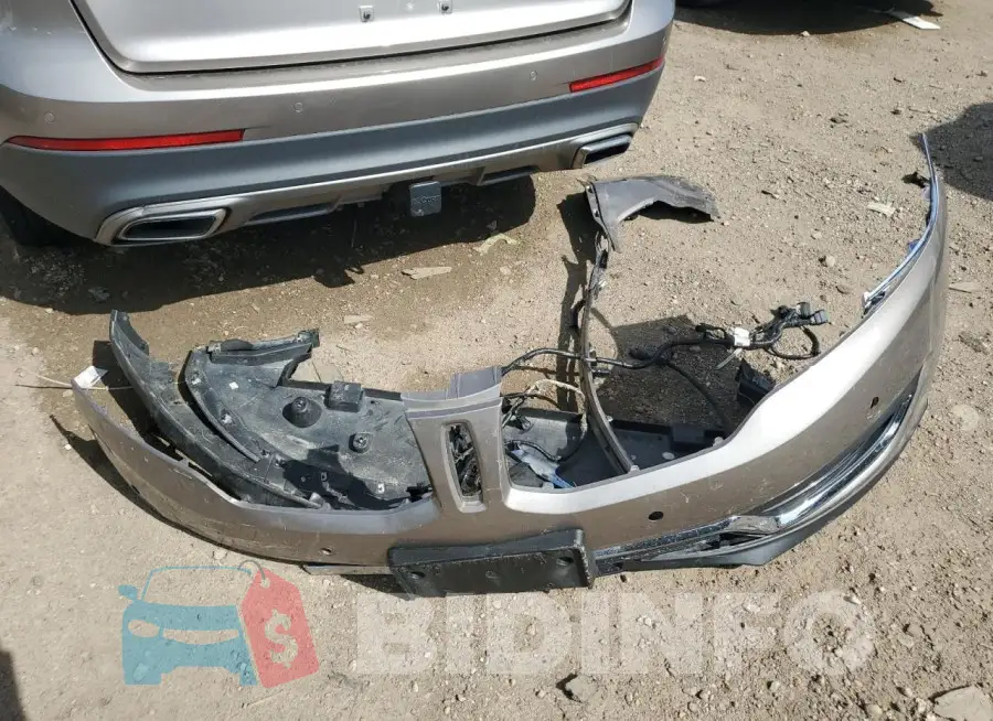 2LMPJ8LR2JBL29190 Photo# 12
