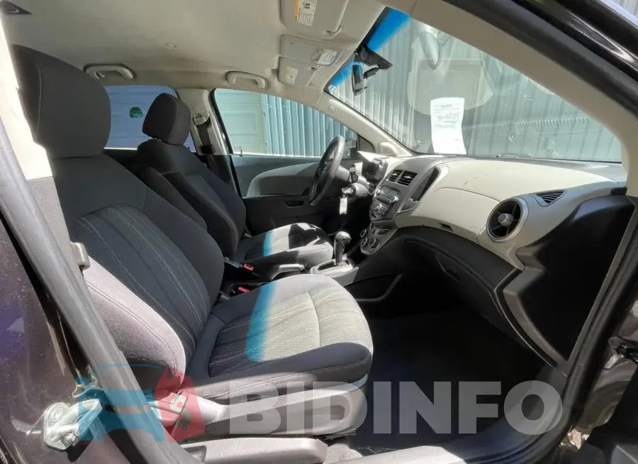 1G1JC5SH9F4111622 Photo# 5