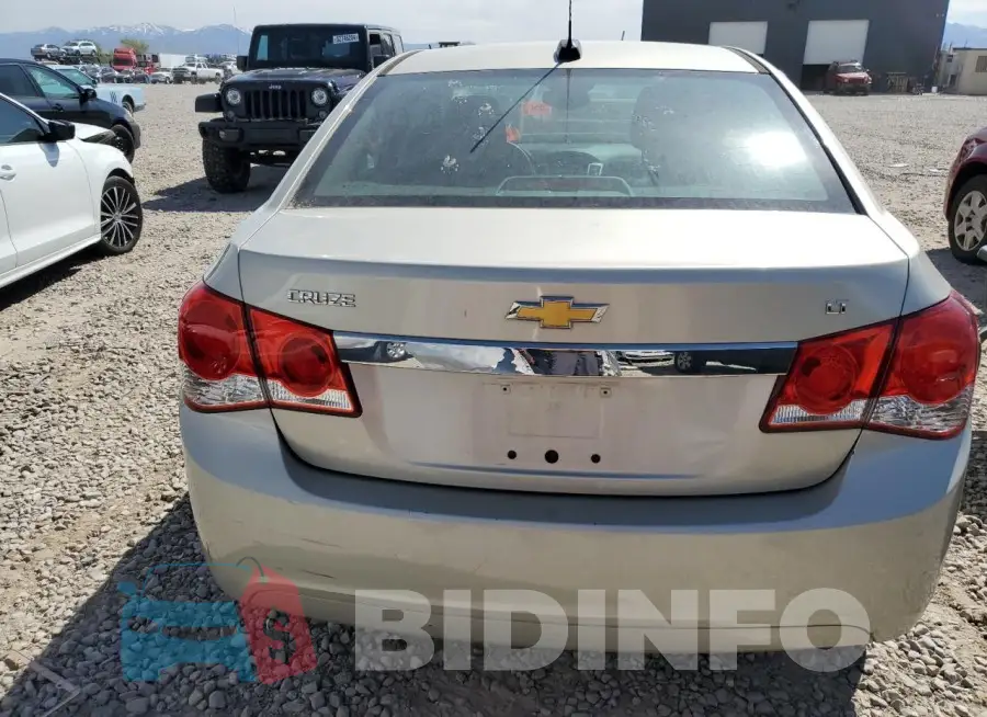 1G1PC5SB8F7181729 Photo# 6