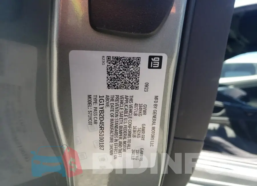1G1YB2D45R5100187 Photo# 13
