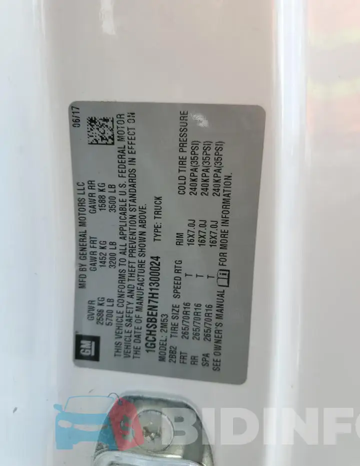 1GCHSBEN7H1300024 Photo# 13