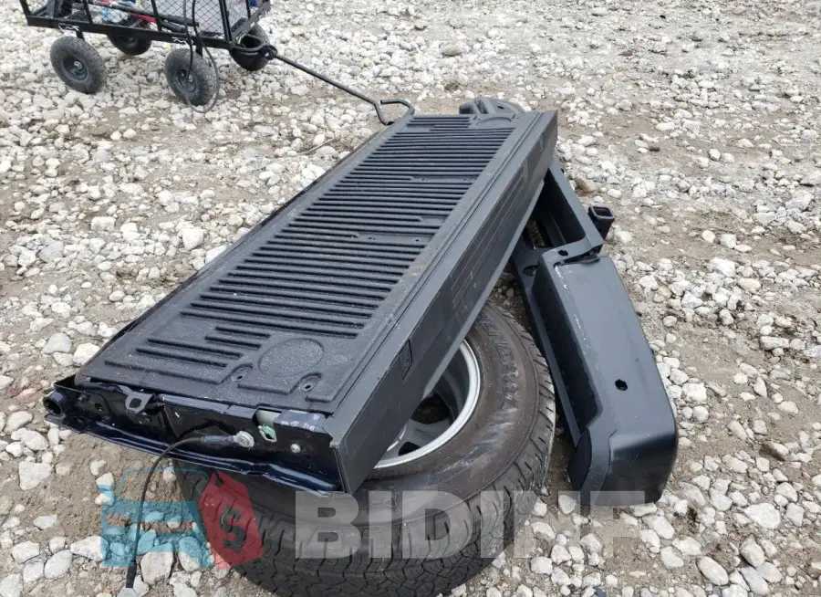1FTNF1E52NKE85963 Photo# 12