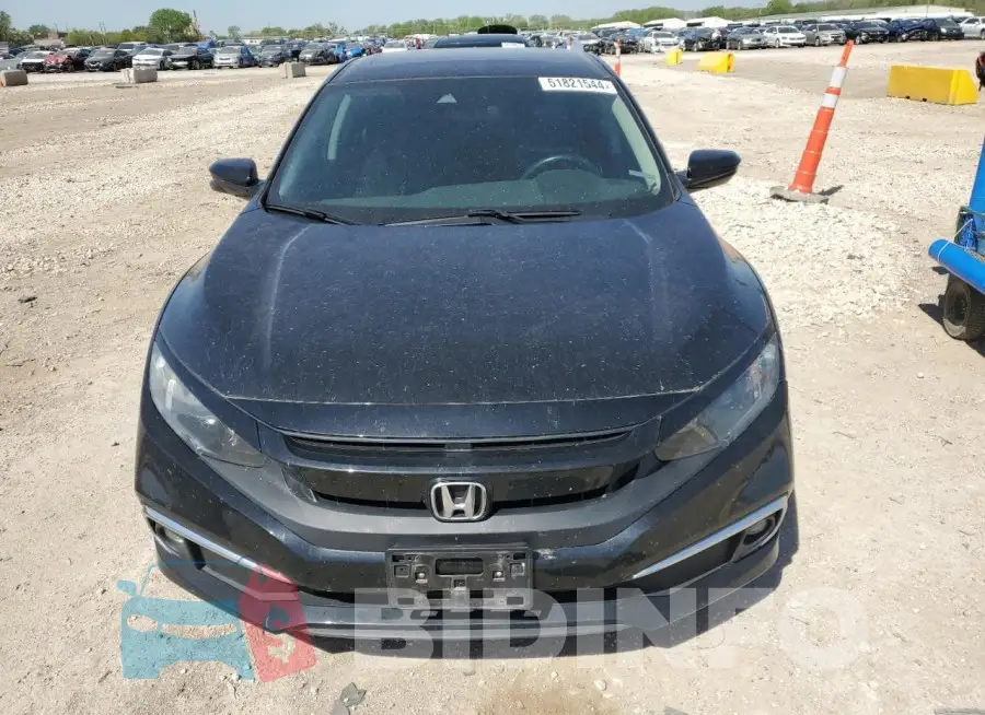 19XFC1F34KE010484 Photo# 5