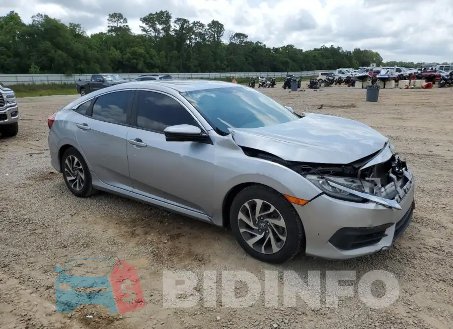 19XFC2F76HE001299 Photo# 4