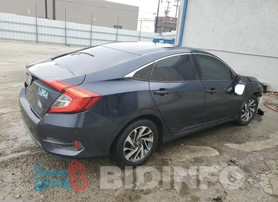 19XFC2F77GE227043 Photo# 3