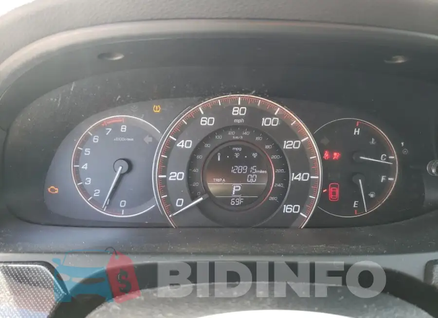 1HGCR2F54FA044203 Photo# 9