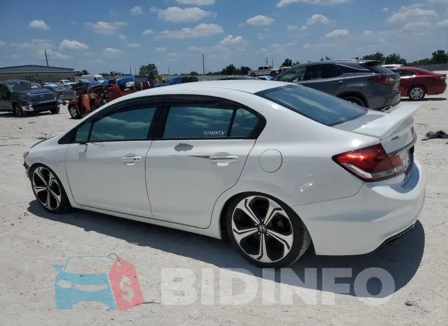 2HGFB6E55FH707158 Photo# 2
