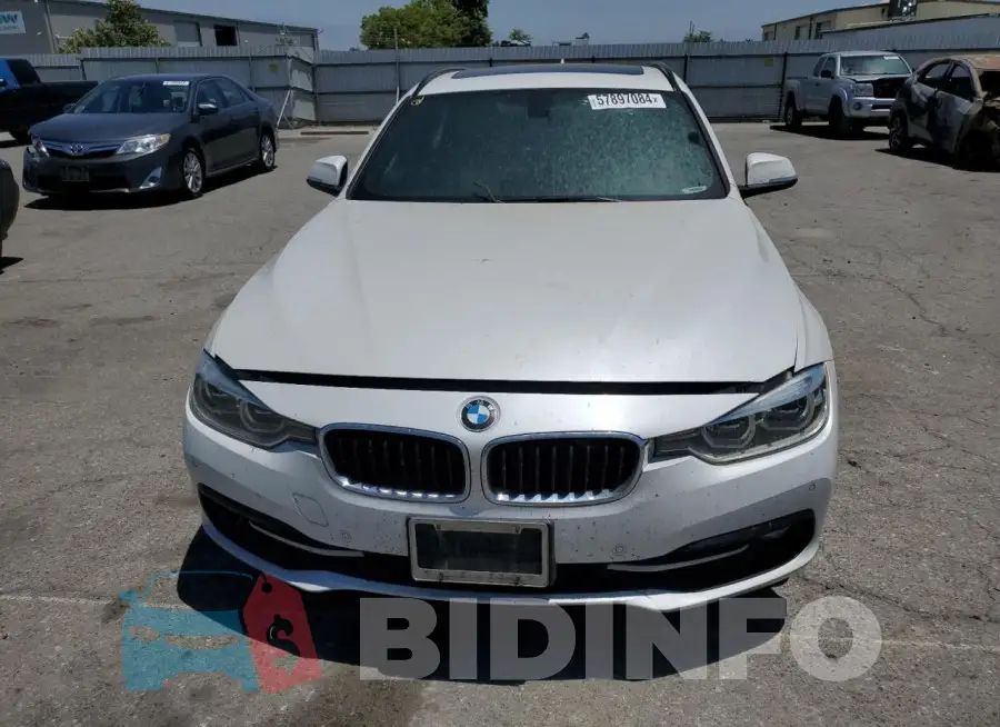 WBA8J1C53GK458754 Photo# 5