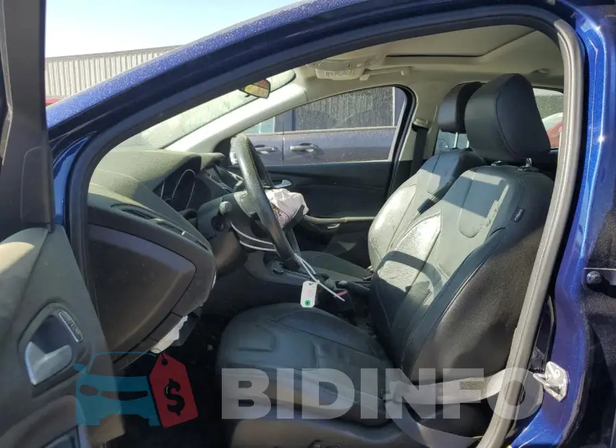 1FADP3F24GL210543 Photo# 7