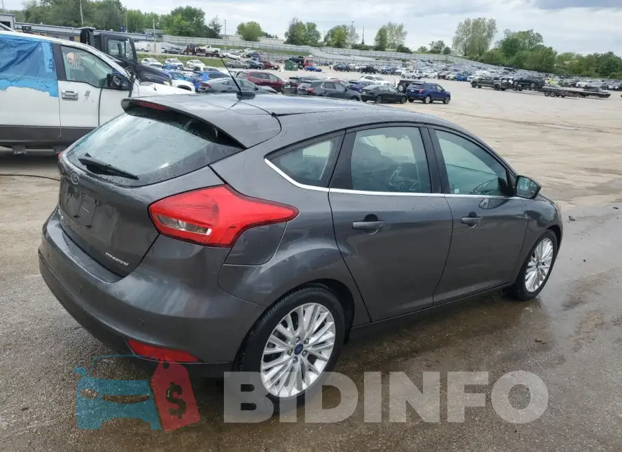 1FADP3N24JL232888 Photo# 3