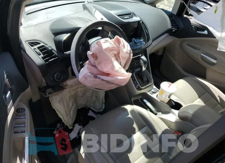 1FADP5CU3GL100519 Photo# 8