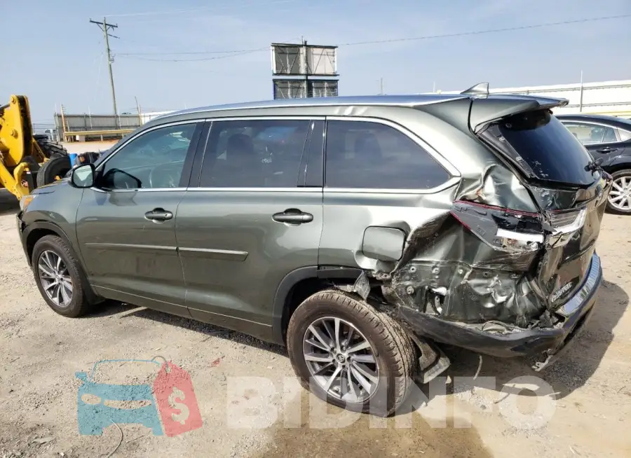 5TDJZRFH3JS862638 Photo# 2
