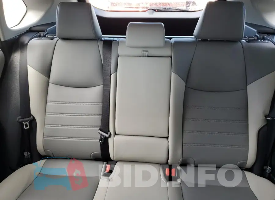 2T3C1RFV8MC171521 Photo# 10