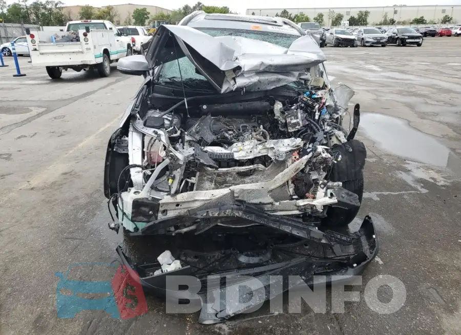 2T3C1RFV9MC117094 Photo# 5