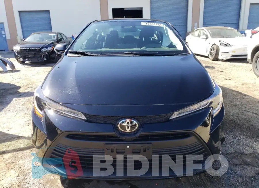 5YFB4MDE8RP144781 Photo# 5