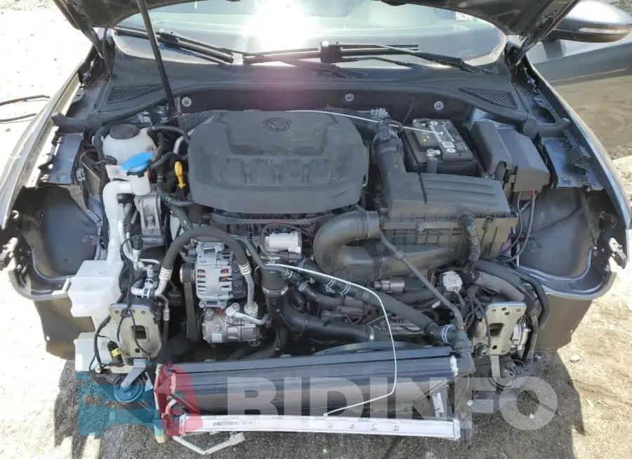1VWLA7A30KC001742 Photo# 11