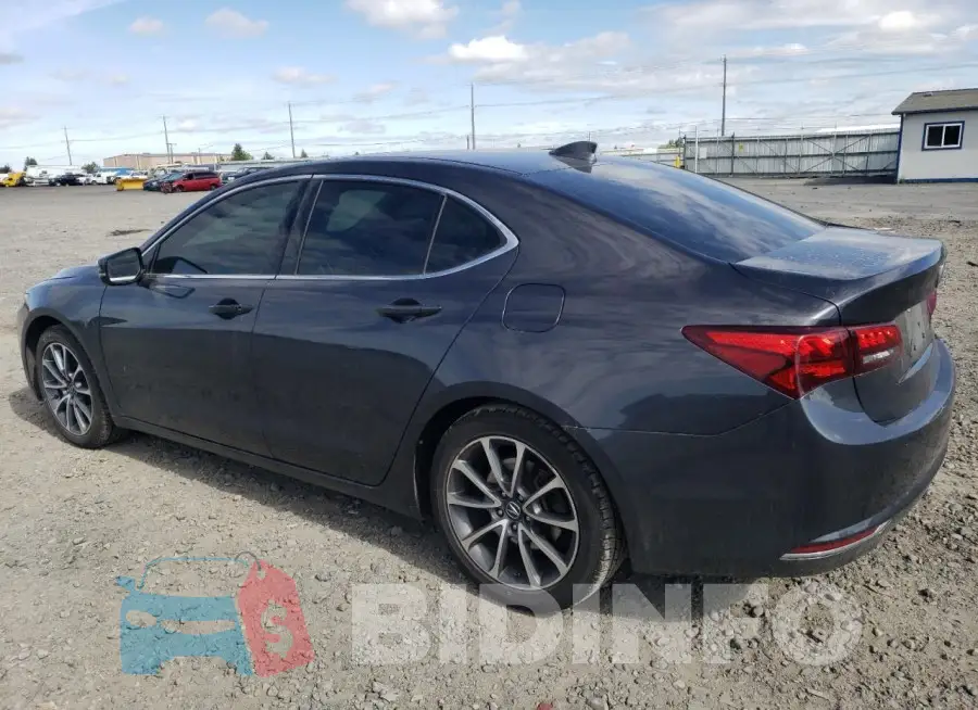 19UUB2F58FA007440 Photo# 2